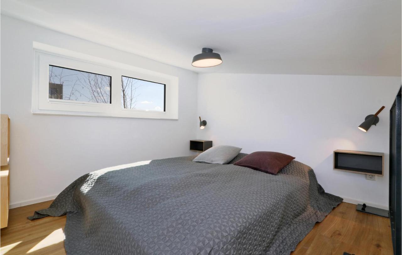 Stunning Home In Lembruch-Duemmer See With Sauna Eksteriør billede